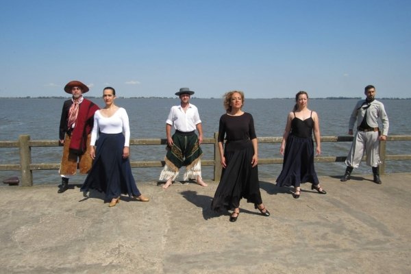 “FOLKLORE AMOR” REPRESENTARÁ A CHASCOMÚS EN EL FESTIVAL DE COSQUÍN