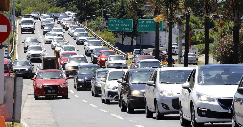 Córdoba llena de turistas: cuántos serían y cómo los contamos 63f55d92ccdca.jpeg