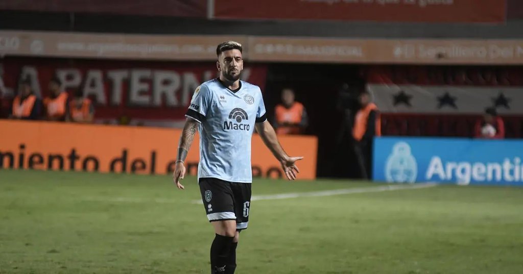 El VAR no revisó la jugada y Penel expulsó a Rébola: el video de la roja ante Argentinos Juniors 63f1691278319.jpeg