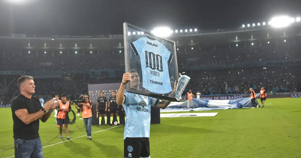 “Pablooo, Pabloooo”: Vegetti, homenajeado en la previa de Belgrano vs. Tigre 63f954750e078.jpeg