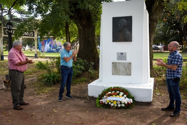 HOMENAJE EN EL DÍA DEL ALAMBRADOR
