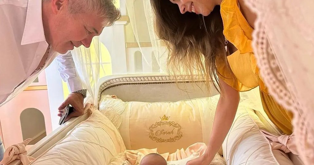 Cómo evoluciona Sarah, la beba de Barby Franco y Fernando Burlando, internada desde el sábado 64110d0c907a1.jpeg