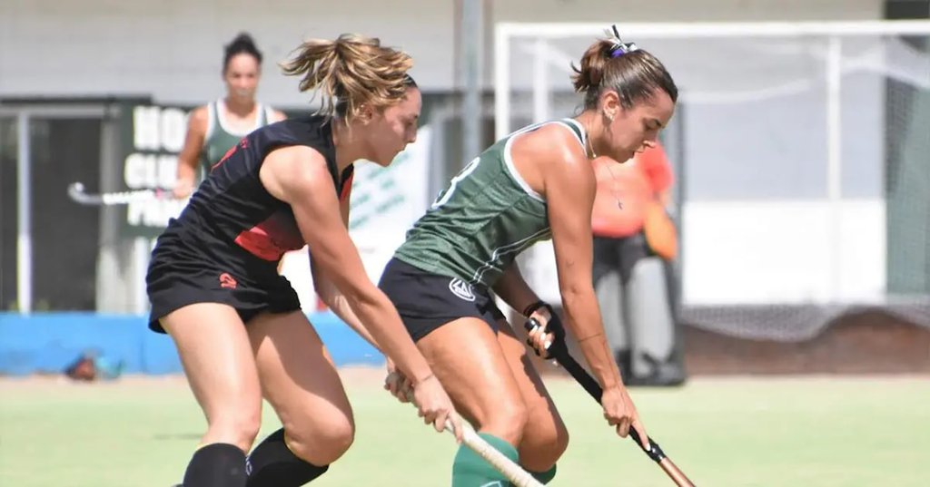 Oficial Damas A de hockey cordobés: ganó el campeón Universitario 641f8d8460311.jpeg