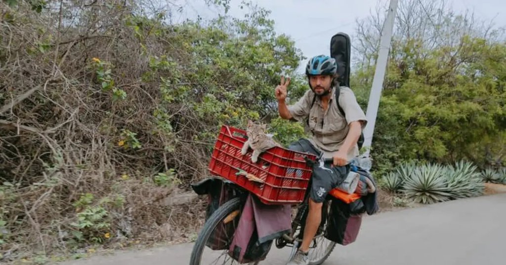 Un cordobés recorrió casi 9 mil kilómetros en una bicicleta playera 640bca0e1f100.jpeg