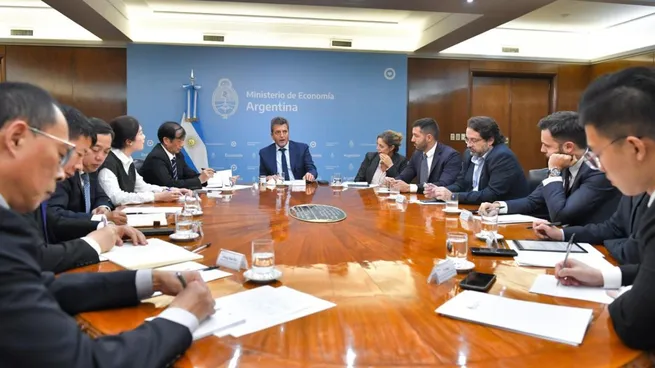 Grupo chino anunció que invertirá u$s500 millones para construir dos represas en Santa Cruz