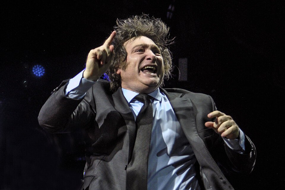 Milei es un chanta y crece con el verso de la dolarización