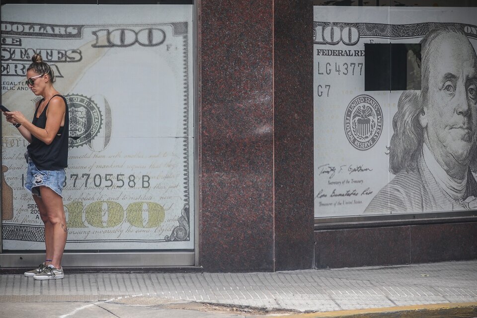 Otra jornada de furia cambiaria