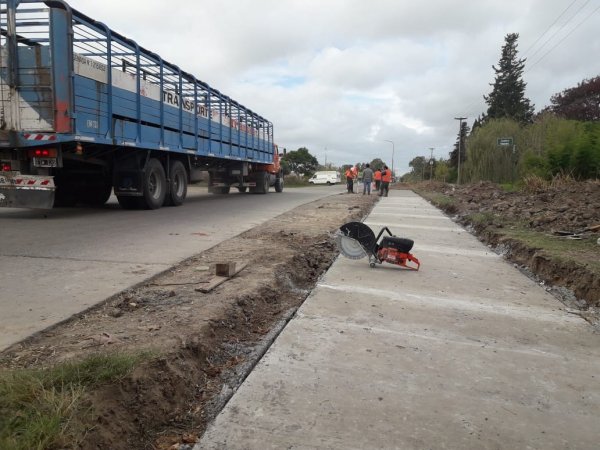 TRABAJOS DE REPARACIÓN EN LA BICISENDA DEL BARRIO EL PORTEÑO