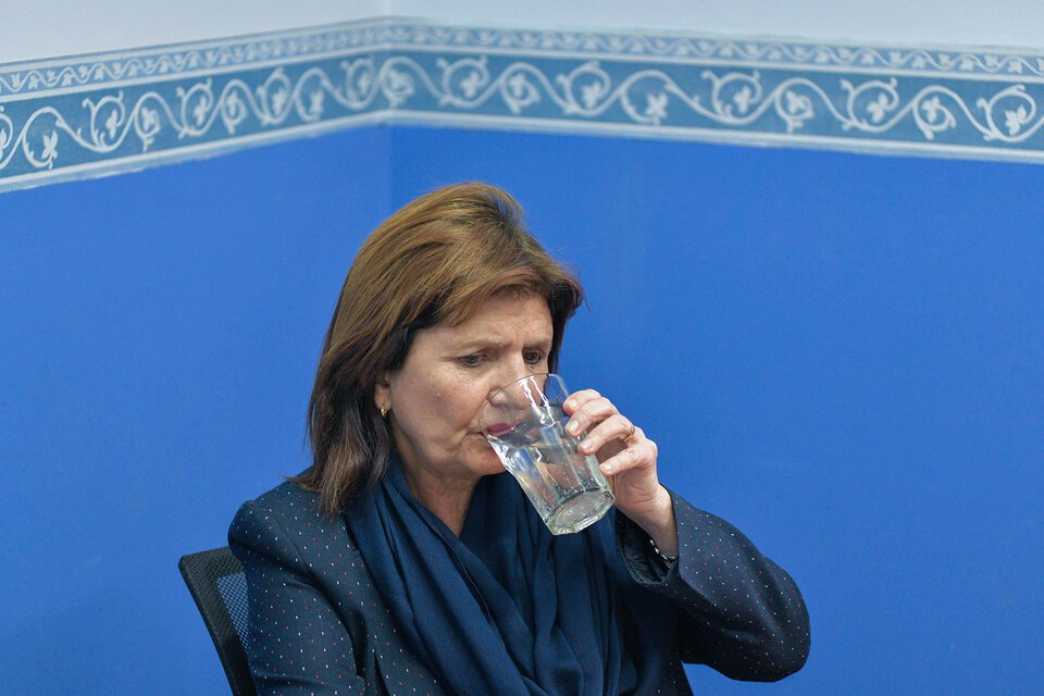 Detrás de una Fundación