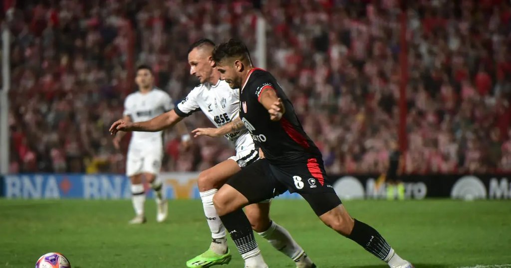 Instituto perdió con Central Córdoba en el Monumental: 0 2 por la Liga Profesional 644db210f10e6.jpeg