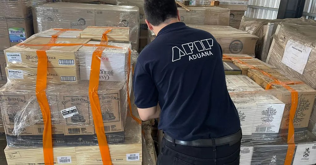 “Rezagos de aduana”: tras dichos del Kun Agüero, el Gobierno explicó la finalidad de las cosas incautadas 6428c81f82019.jpeg