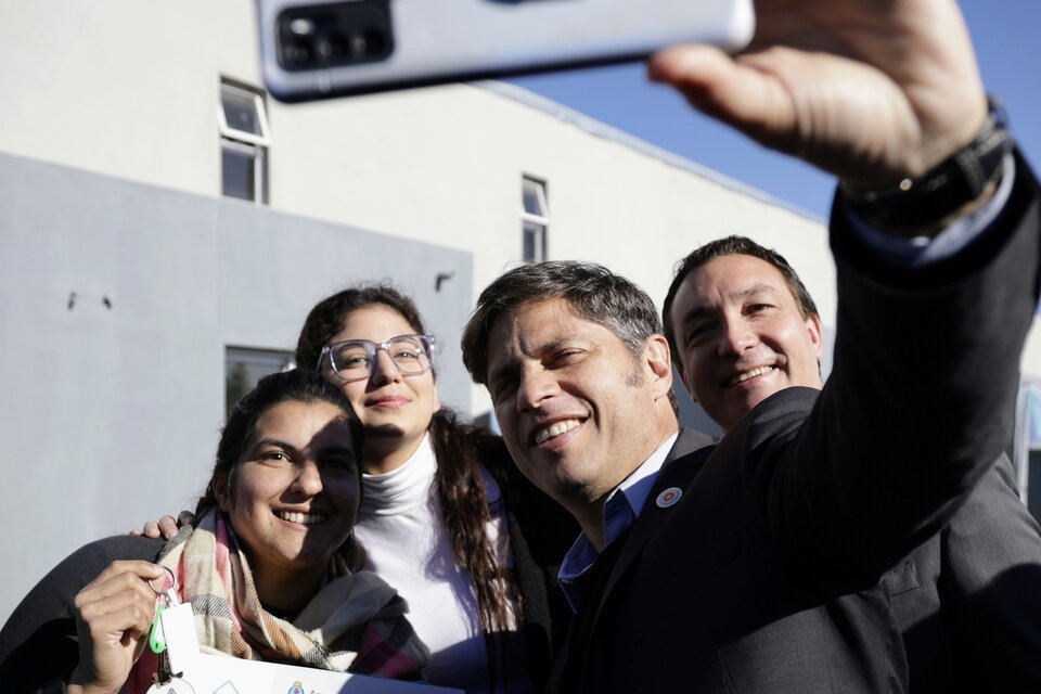 Axel Kicillof inauguró 62 viviendas en Florencio Varela