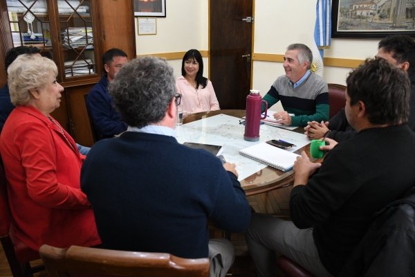 EL INTENDENTE GASTÓN ACORDÓ UN NUEVO AUMENTO SALARIAL JUNTO A LOS GREMIOS MUNICIPALES