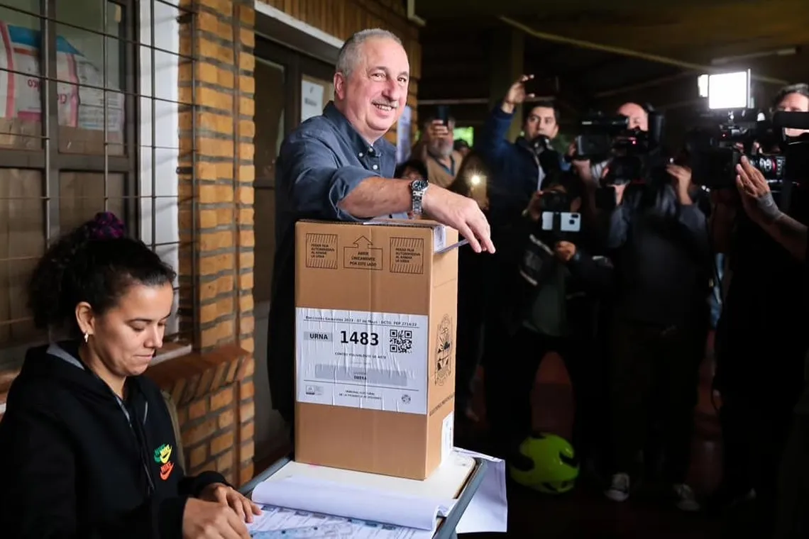 Hugo Passalacqua celebró su victoria en Misiones