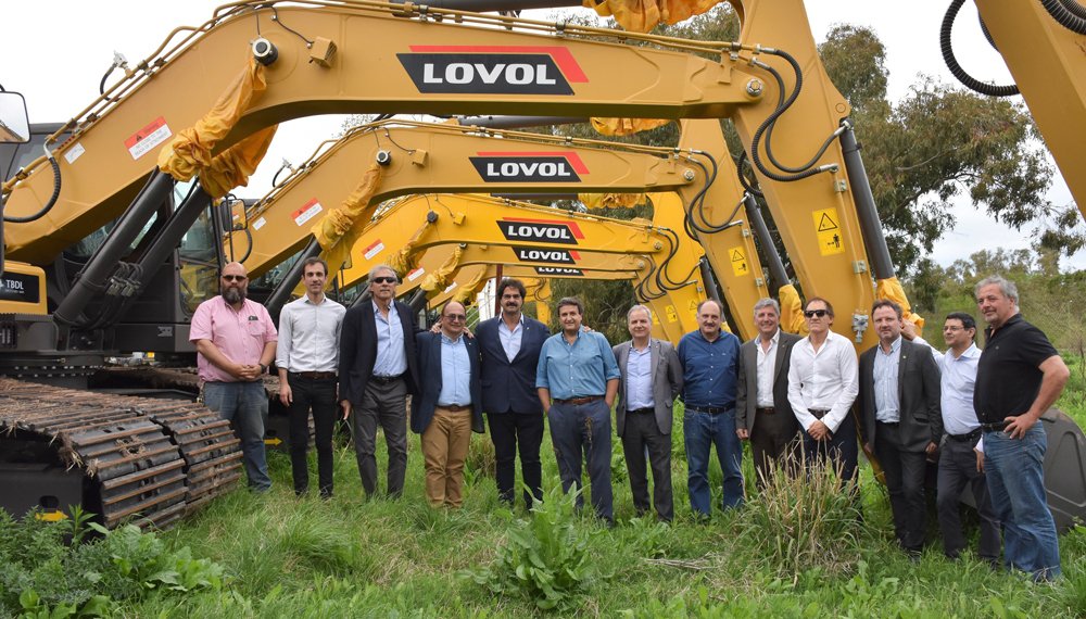 NUEVOS EQUIPOS VIALES PARA EL MANTENIMIENTO DE CAMINOS RURALES