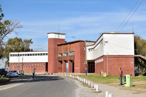 ÚLTIMOS DÍAS PARA PRESENTAR PROPUESTAS PARA LA EXPLOTACIÓN DEL EDIFICIO DEL TURISTA