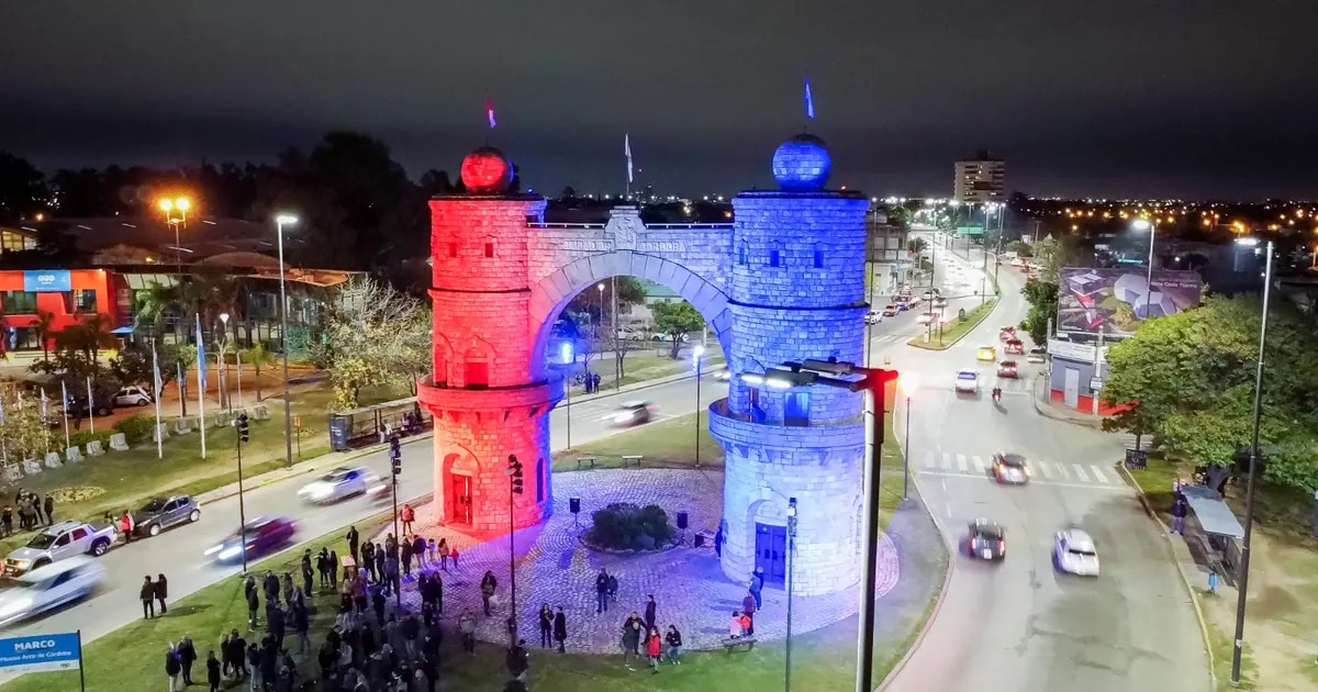 El Arco de Córdoba cuenta con nueva iluminación 64696190d271a.jpeg