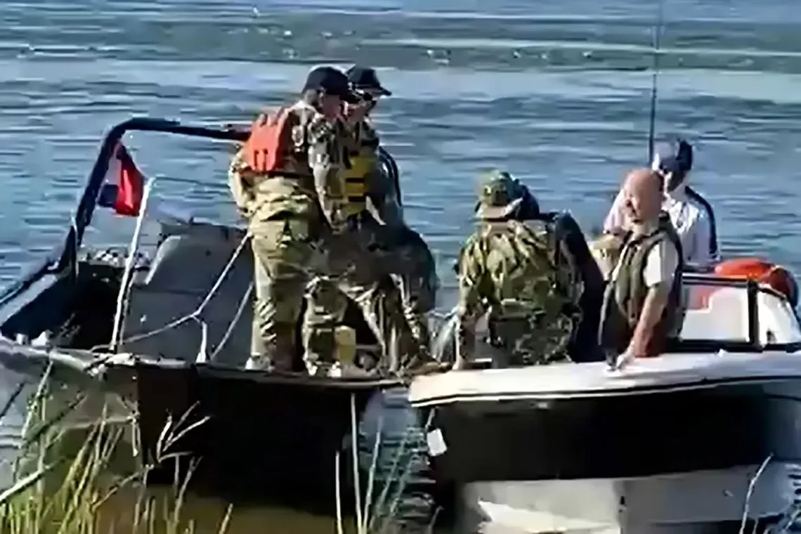 Crece el conflicto con la Marina paraguaya y refuerzan la frontera