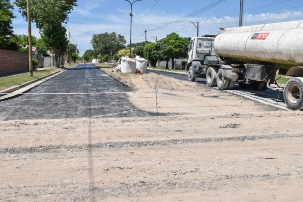 HABILITAN EL TRÁNSITO EN LA CALLE COLOMBIA