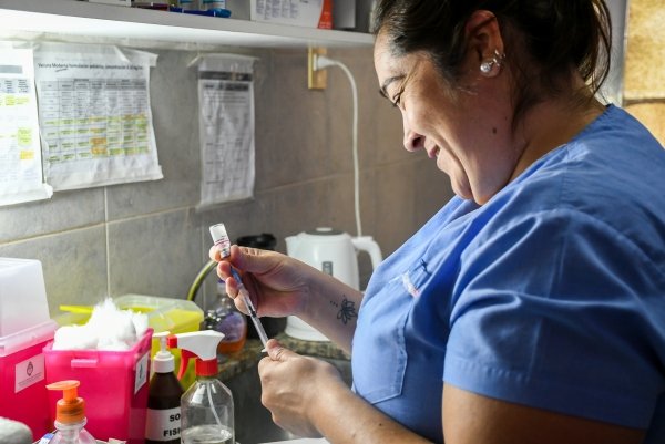 LA IMPORTANCIA DE COMPLETAR EL ESQUEMA DE VACUNACIÓN Y RECIBIR LA VACUNA ANTIGRIPAL