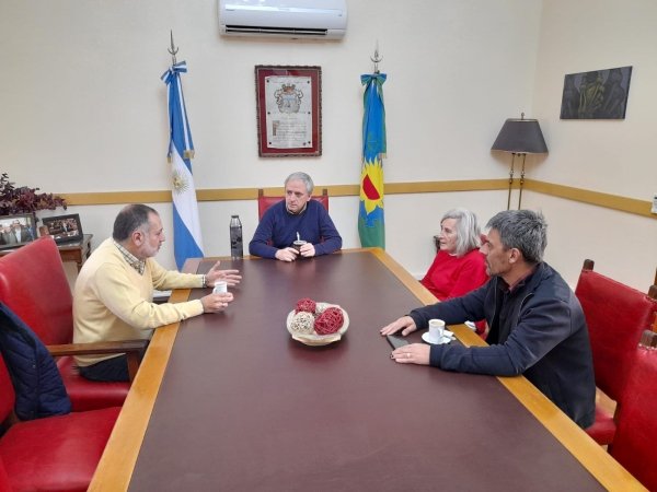 EL INTENDENTE SE REUNIÓ CON REFERENTES DE LA GRAN LOGIA DE LA ARGENTINA DE LIBRES Y ACEPTADOS MASONES