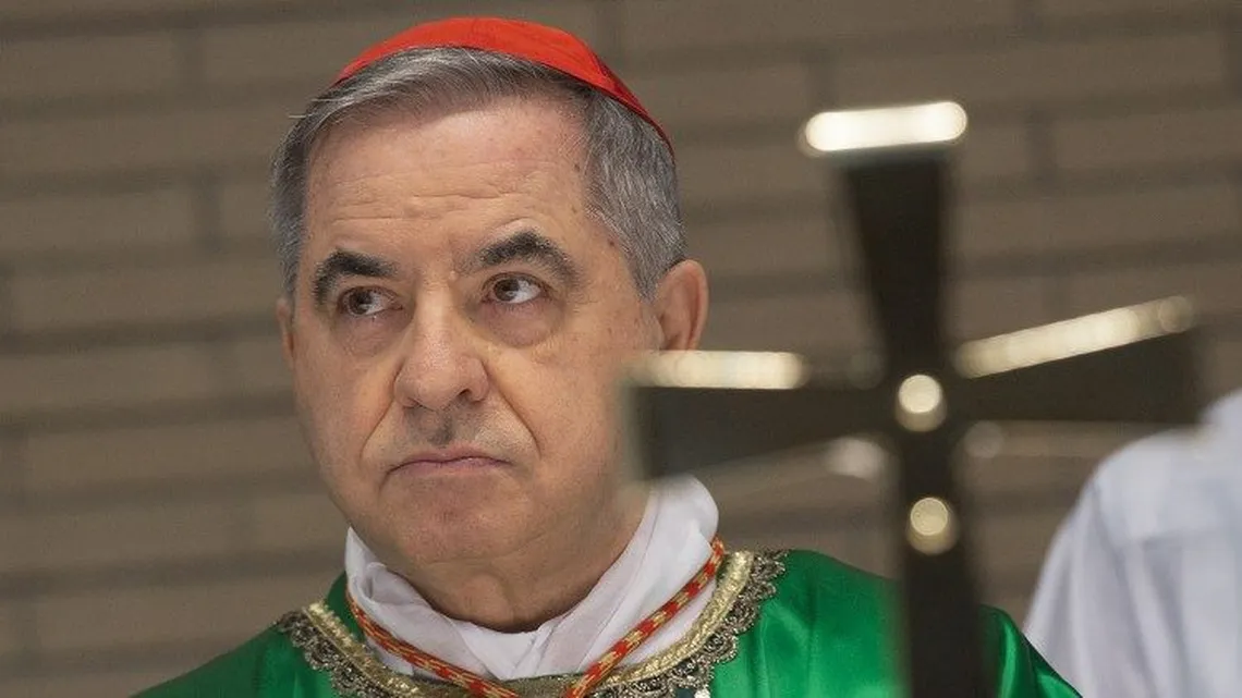 El Cardenal Angelo Becciu