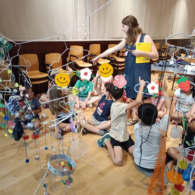 MUESTRA DE DIBUJO Y PINTURA NIÑOS CREATIVOS