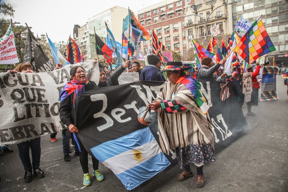 El Malón de la Paz resiste la presión de la Policía porteña