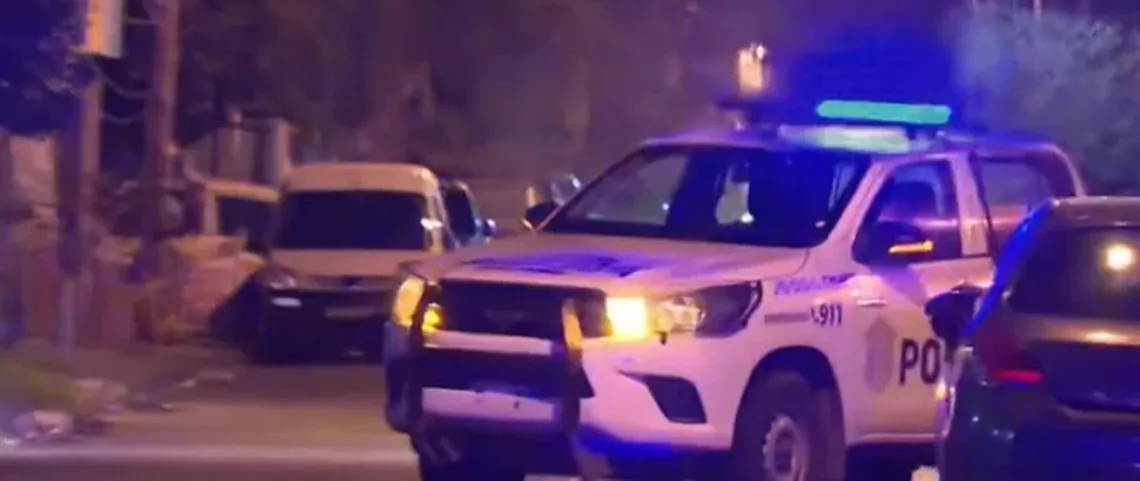 Un expolicía tomó como rehenes a su hija y esposa