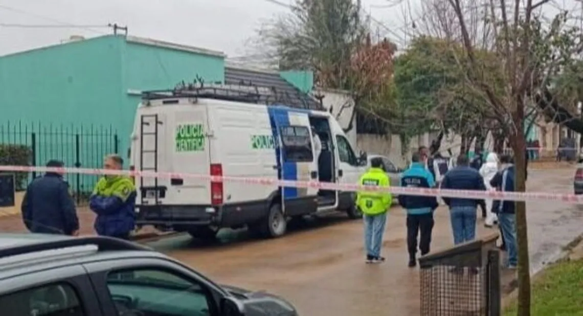 Lobos, encontraron muerto y maniatado en su casa al padre de un fiscal