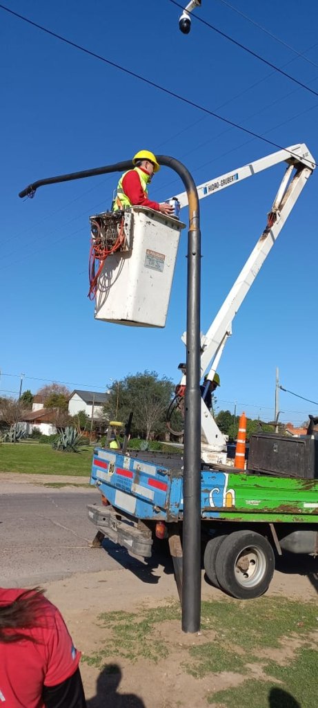 QUEDÓ HABILITADO EL SEMÁFORO EN AVENIDA JUAN MANUEL DE ROSAS
