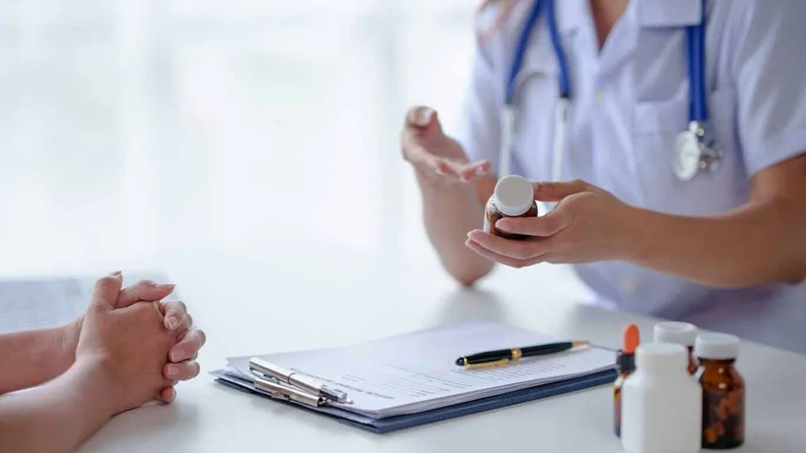 Qué es el copago que abonarán los afiliados de prepagas y obras sociales