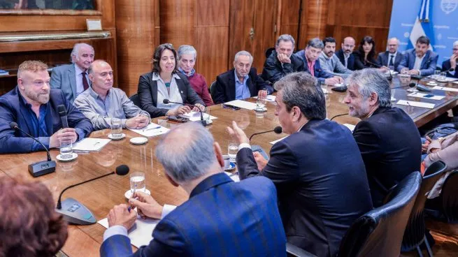 Sergio Massa convocó a científicos premiados