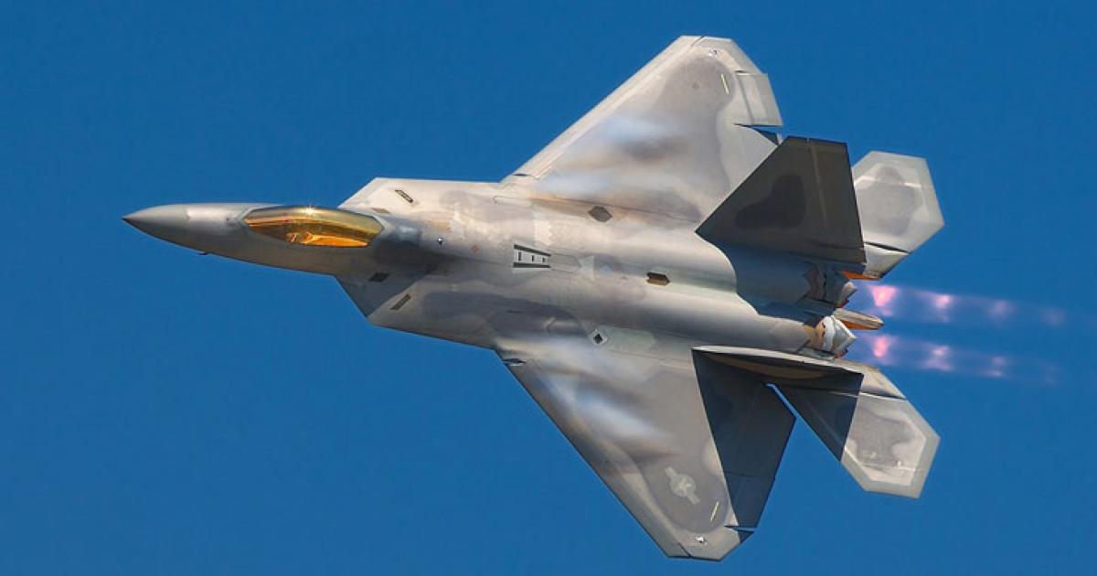 Hoy en la historia: El avión de caza F 22 Raptor realiza su vuelo inaugural 64f9e0936d00a.jpeg