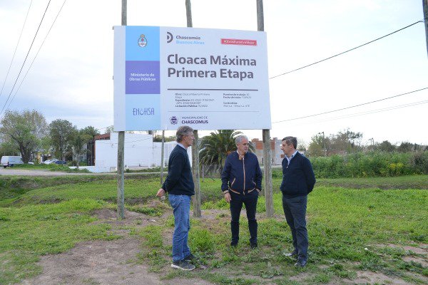 AUTORIDADES DEL ENOHSA RECORRIERON LA OBRA DE LA CLOACA MÁXIMA