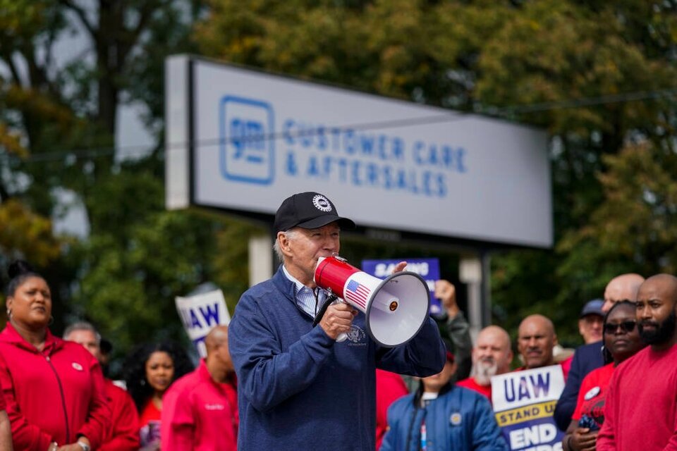 Estados Unidos, guerra comercial, huelgas y crisis institucional