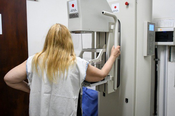 La Noche De Las MamografÍas