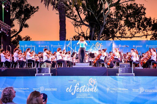 La Orquesta Escuela CelebrÓ Sus 25 AÑos Con Un Conciertazo