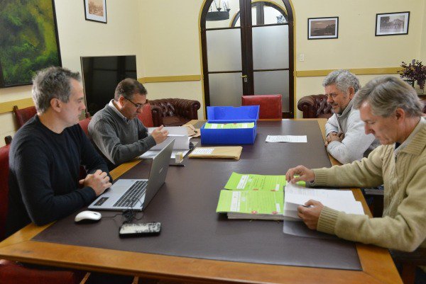 Preparativos Para La Segunda Etapa De Asfaltado En El Barrio Escribano