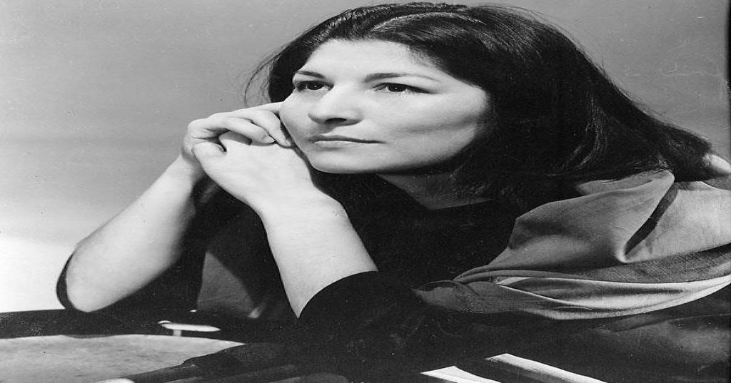Hoy en la historia: Muere Mercedes Sosa, la Voz de América 651d78e793ad8.jpeg