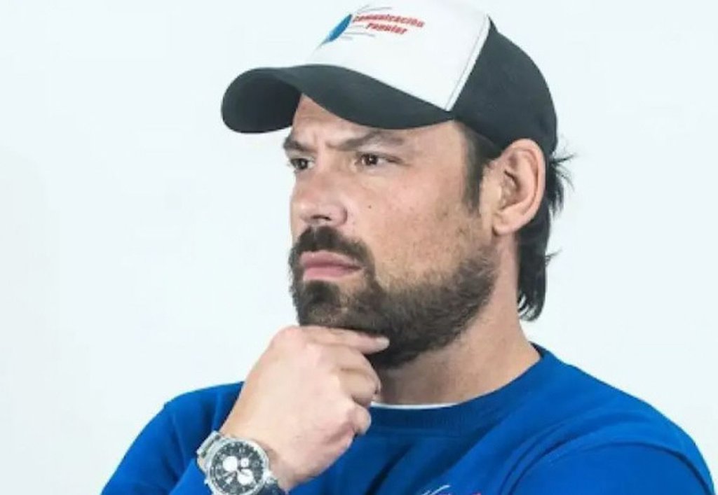 Periodista Ezequiel Guazzora