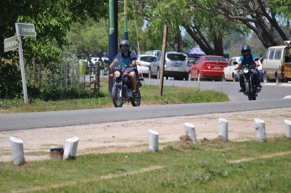 Rigurosos Controles En Las Estaciones De Servicio Para Exigir El Uso De Casco