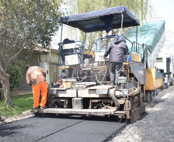 Una Oferta En La LicitaciÓn PÚblica Para El Asfaltado De Dos Calles
