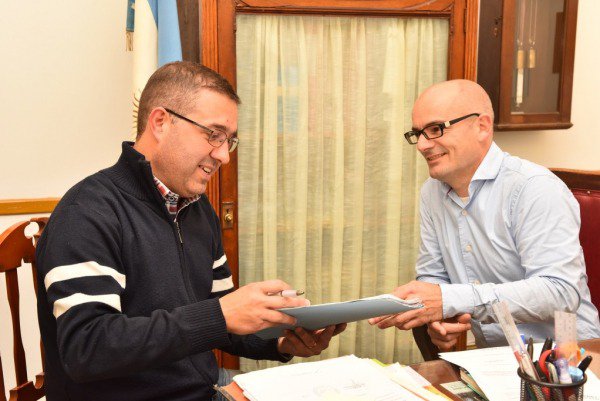 El Intendente Javier GastÓn ComunicÓ La AcreditaciÓn Del Pago Del Aguinaldo A Empleados Municipales