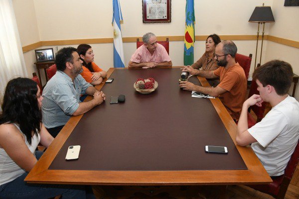 Javier GastÓn RecibiÓ A Las Nuevas Autoridades De La FederaciÓn De Estudiantes Secundarios