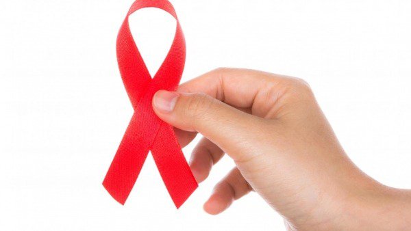 Lucha Contra El Sida