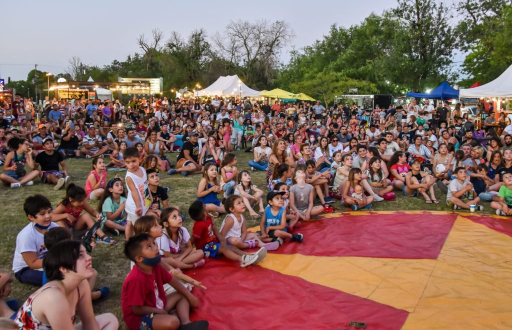 Se LlevÓ A Cabo El Brindis De Fin De AÑo Con Emprendedoras Y Emprendedores Locales