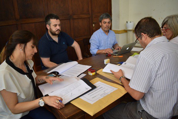 LicitaciÓn PÚblica Para La ExplotaciÓn De La Parcela RibereÑa Nº 18