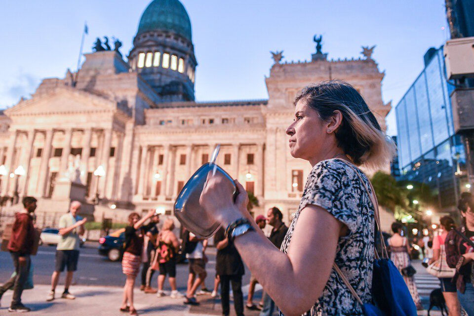 Las Protestas Contra El Dnu No Se Detienen