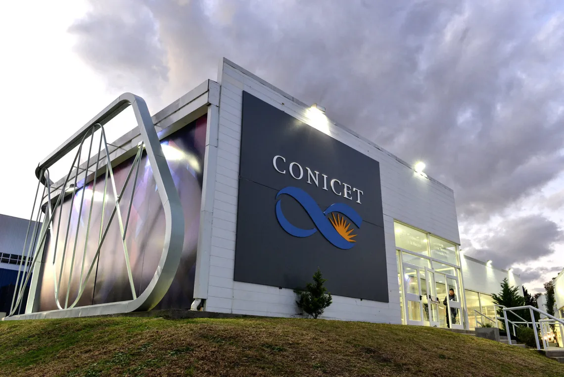 Dura Carta De 68 Ganadores Del Premio Nobel A Javier Milei